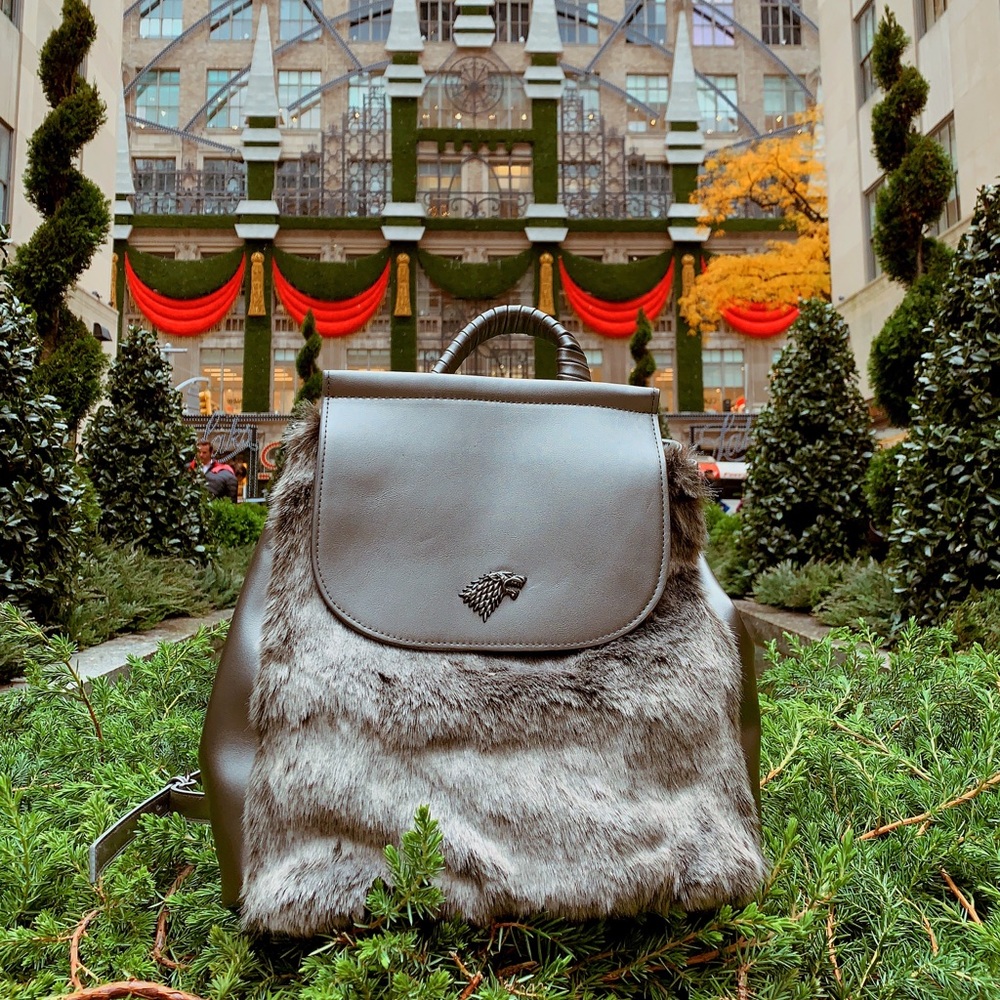 NEW 🐺 Stark Game of Thrones Bag HBO | fur wolf backpack Danielle Nicole - Picture 6 of 6